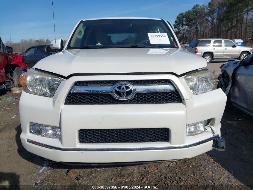 JTEBU5JR5B5042933 2011 Toyota 4Runner Sr5 V6