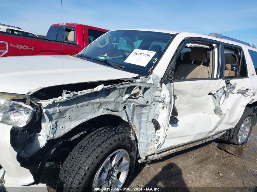 JTEBU5JR5B5042933 2011 Toyota 4Runner Sr5 V6