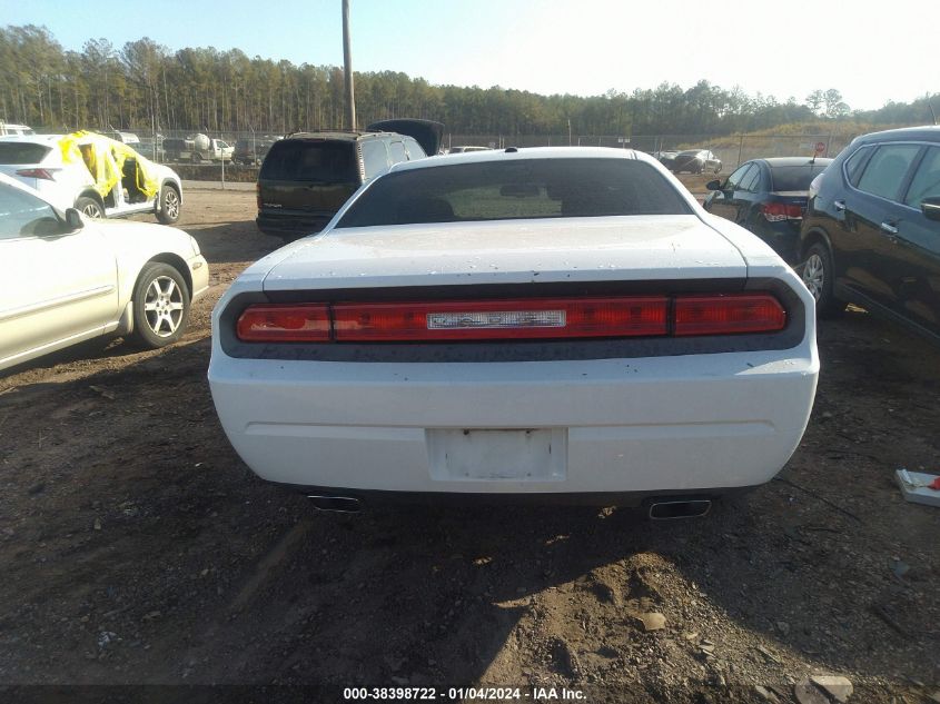 2C3CDYAGXDH667319 2013 Dodge Challenger Sxt