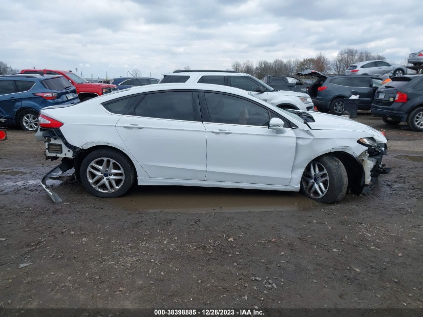 3FA6P0H76FR196323 2015 Ford Fusion Se