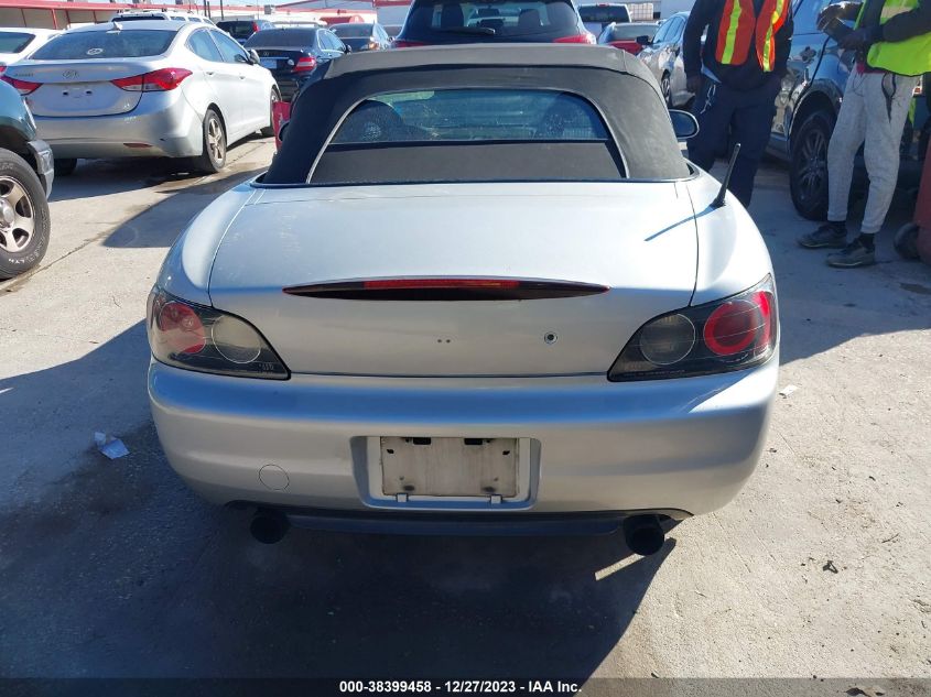 2002 Honda S2000 Base (M6) VIN: JHMAP11432T005457 Lot: 38399458