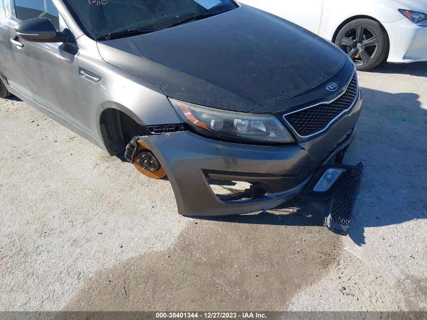 5XXGM4A7XFG379036 2015 Kia Optima Lx