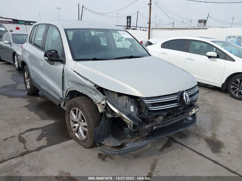 WVGBV3AX0DW570392 2013 Volkswagen Tiguan S