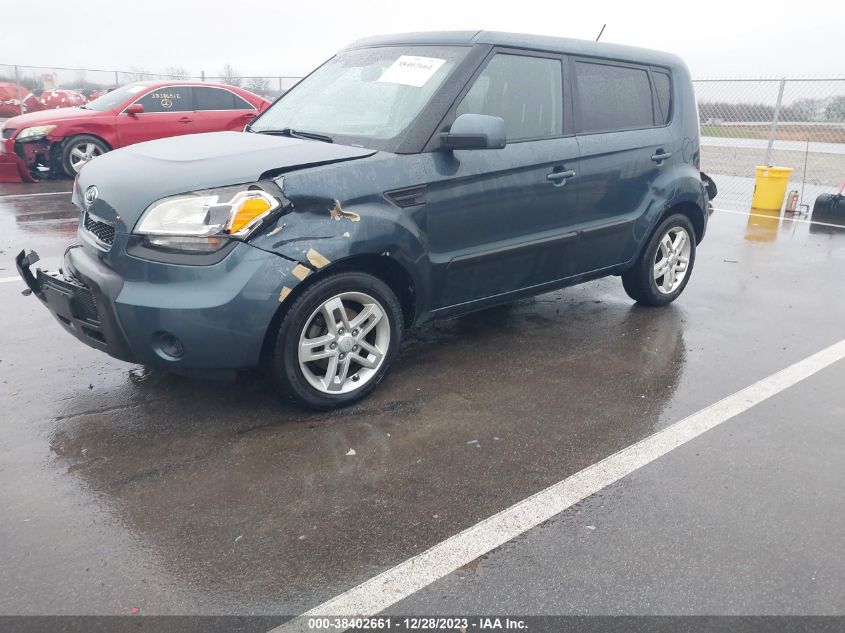 2011 Kia Soul + VIN: KNDJT2A24B7323341 Lot: 38402661