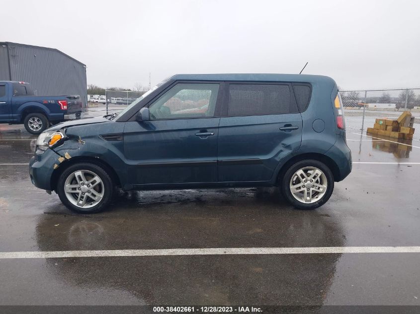 2011 Kia Soul + VIN: KNDJT2A24B7323341 Lot: 38402661