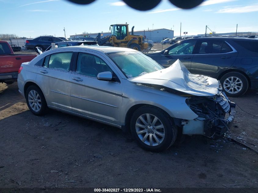 2010 Chrysler Sebring Limited VIN: 1C3CC5FD8AN134744 Lot: 38402827