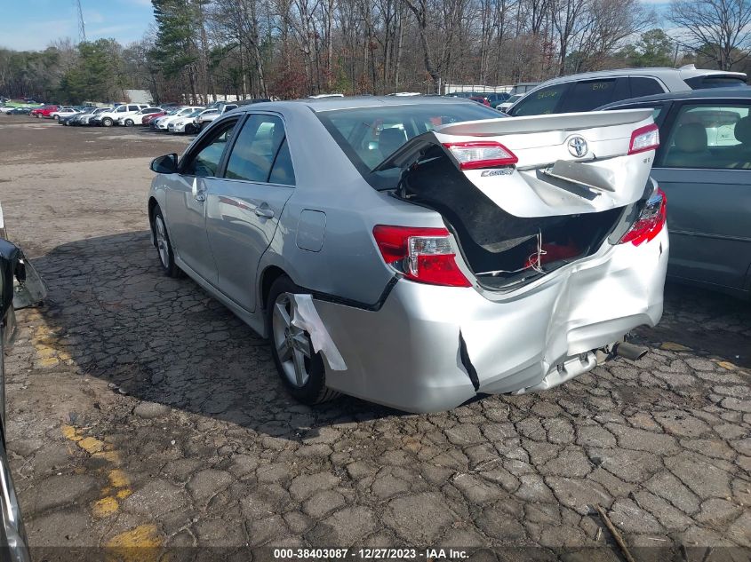 4T1BF1FK0DU217564 2013 Toyota Camry Se