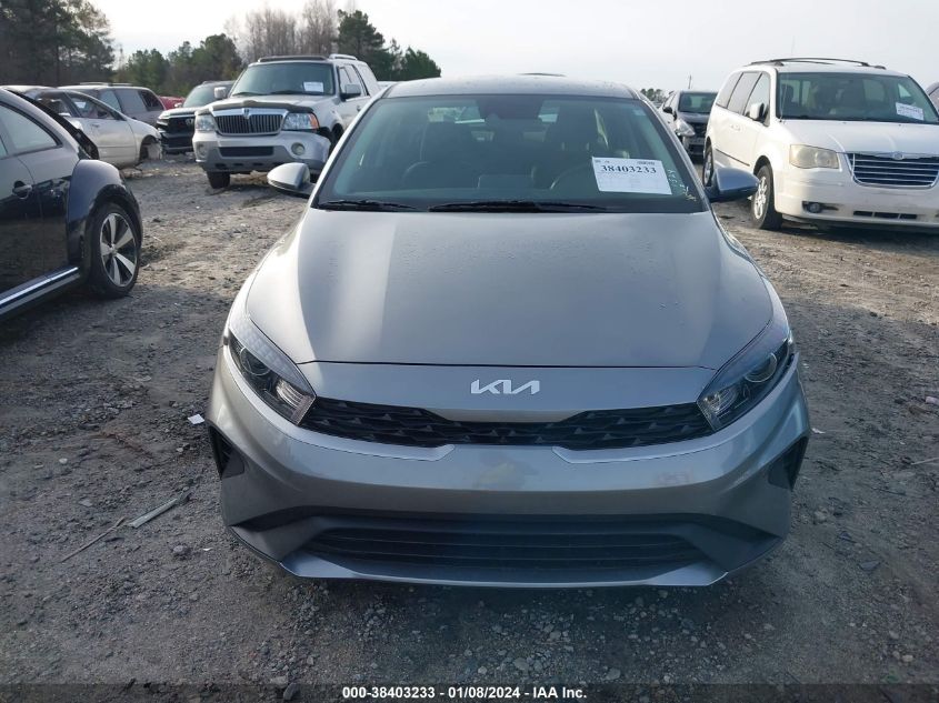 2023 Kia Forte Lxs VIN: 3KPF24ADXPE521418 Lot: 38403233