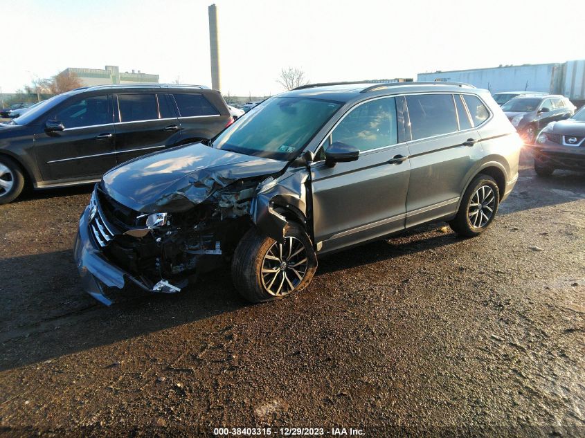 2020 Volkswagen Tiguan 2.0T Se/2.0T Se R-Line Black/2.0T Sel VIN: 3VV2B7AXXLM134623 Lot: 38403315