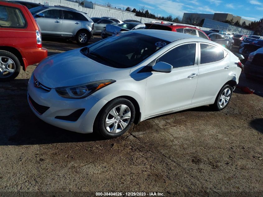 5NPDH4AE2GH721204 2016 Hyundai Elantra Se