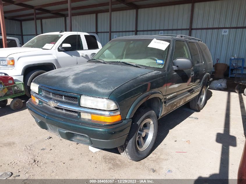 2002 Chevrolet Blazer Ls VIN: 1GNCS13W72K141255 Lot: 38405357