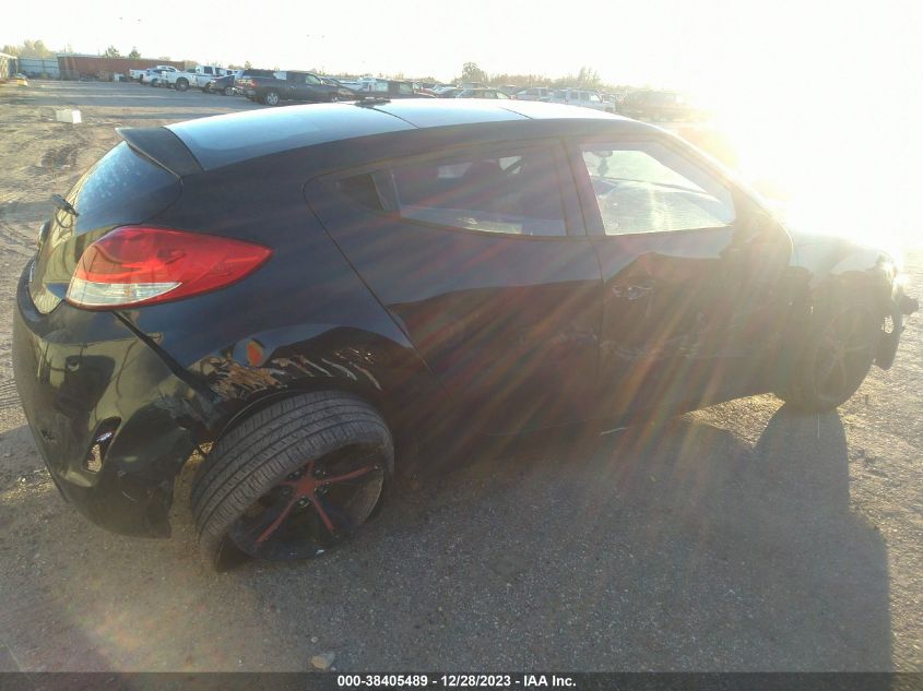 2012 Hyundai Veloster Base W/Red/Black VIN: KMHTC6AD3CU077530 Lot: 38405489