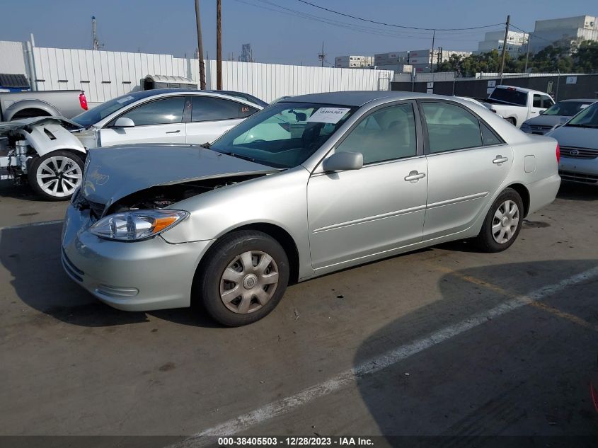 2004 Toyota Camry Le VIN: 4T1BE32K44U889826 Lot: 38405503