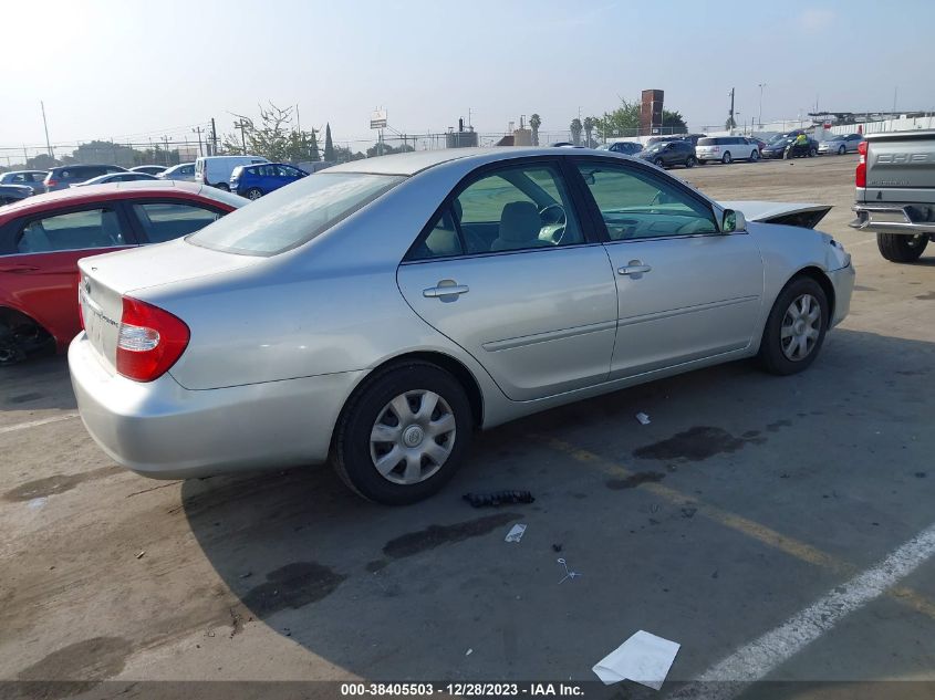 2004 Toyota Camry Le VIN: 4T1BE32K44U889826 Lot: 38405503