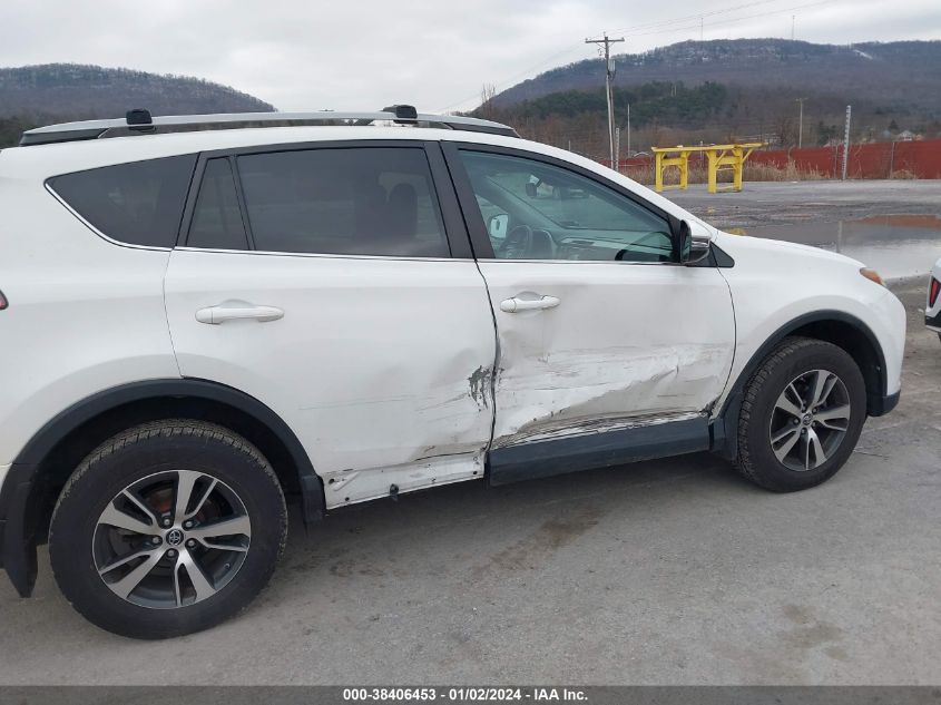 2T3RFREV3HW682099 2017 Toyota Rav4 Xle