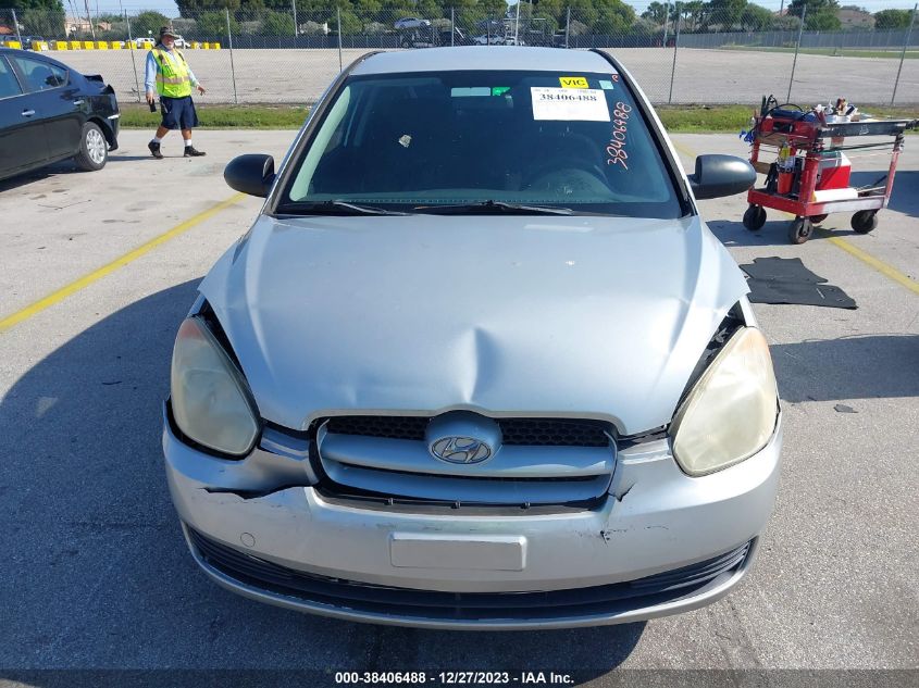 2007 Hyundai Accent Gs VIN: KMHCM36CX7U047183 Lot: 38406488