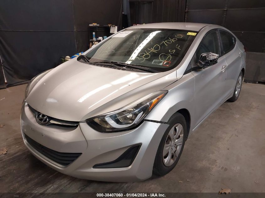 KMHDH4AE4GU488105 2016 Hyundai Elantra Se