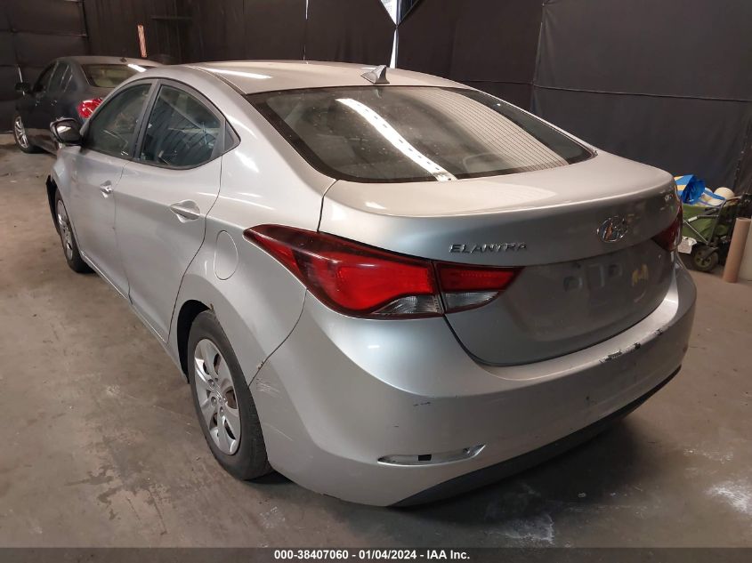 KMHDH4AE4GU488105 2016 Hyundai Elantra Se