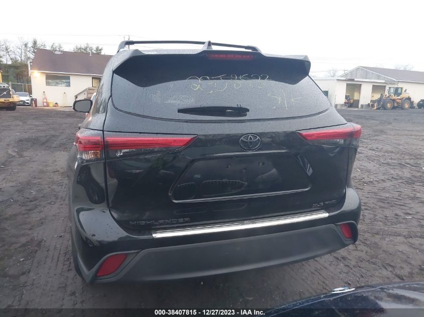 5TDGZRBH1MS157843 2021 Toyota Highlander Xle