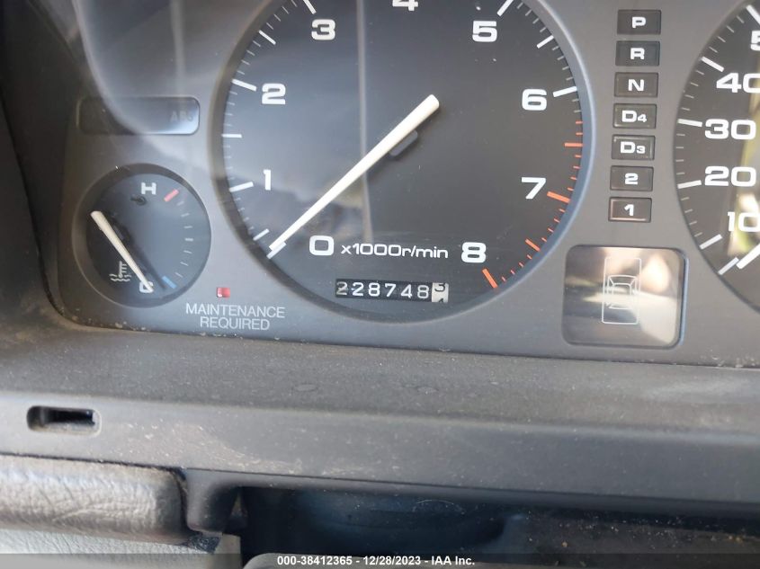 1993 Acura Legend L VIN: JH4KA7663PC030272 Lot: 38412365