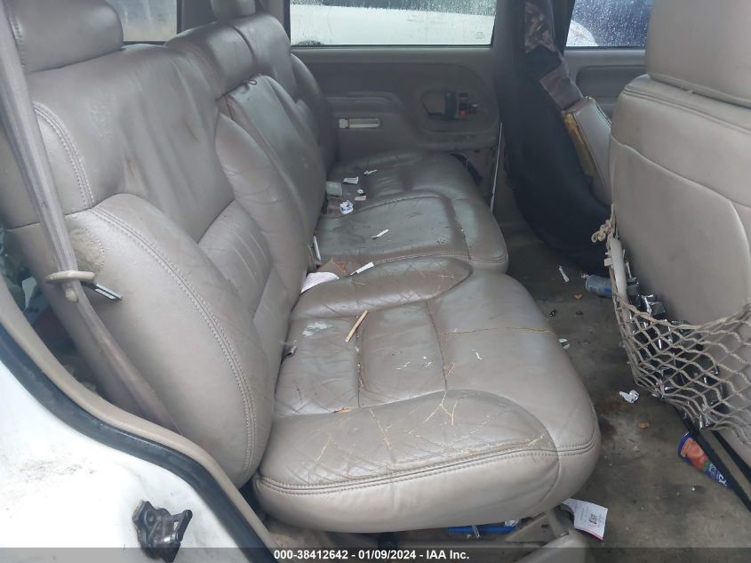 1GNEK13R9XJ310708 1999 Chevrolet Tahoe Ls