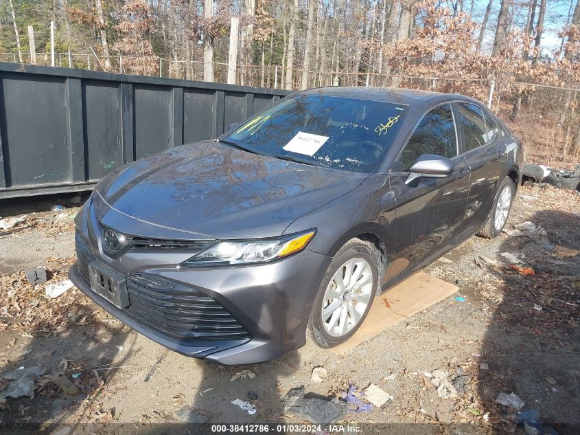 4T1B11HK2KU773142 2019 Toyota Camry Le