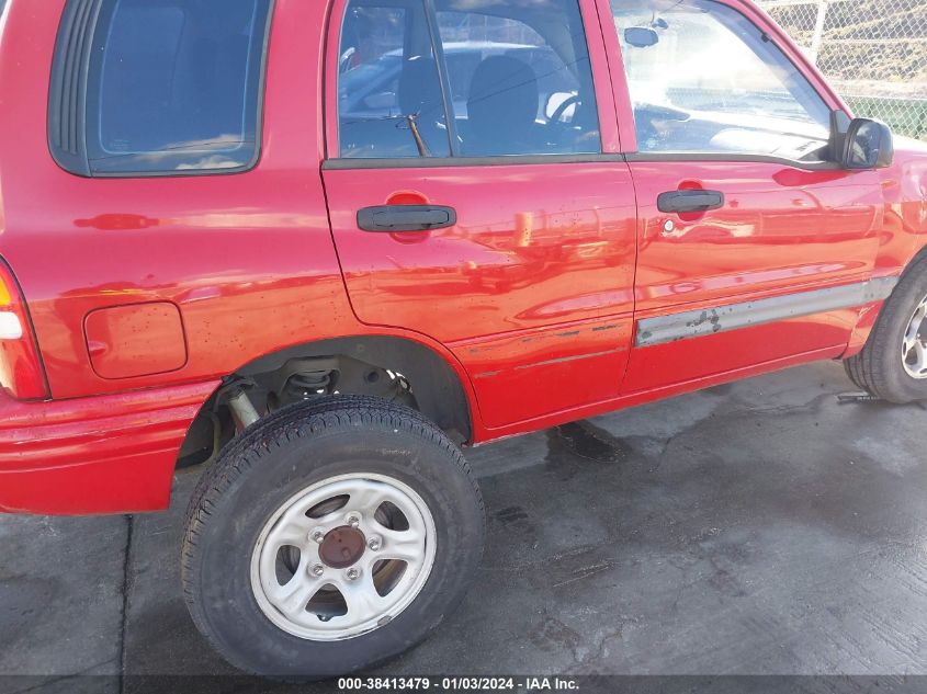 2000 Chevrolet Tracker Hard Top VIN: 2CNBJ13C2Y6949131 Lot: 38413479