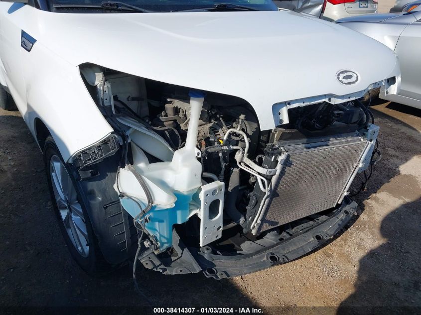 KNDJP3A50J7527797 2018 Kia Soul +