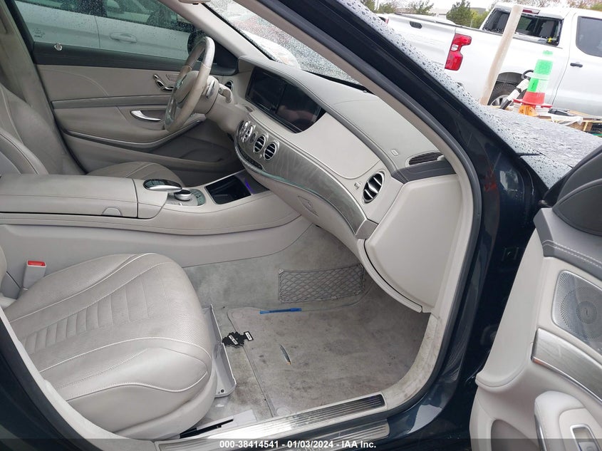 2016 MERCEDES-BENZ S 550 WDDUG8CB5GA211519