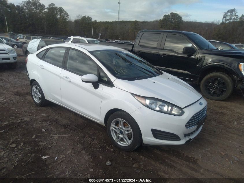 3FADP4BJ4JM121466 2018 Ford Fiesta Se