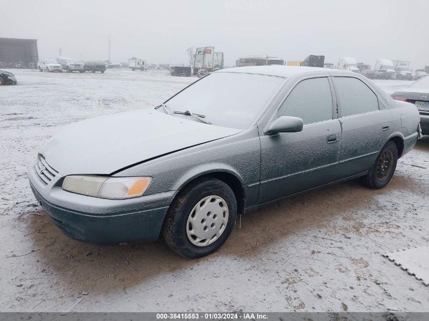 JT2BG22K8X0338117 1999 Toyota Camry Le