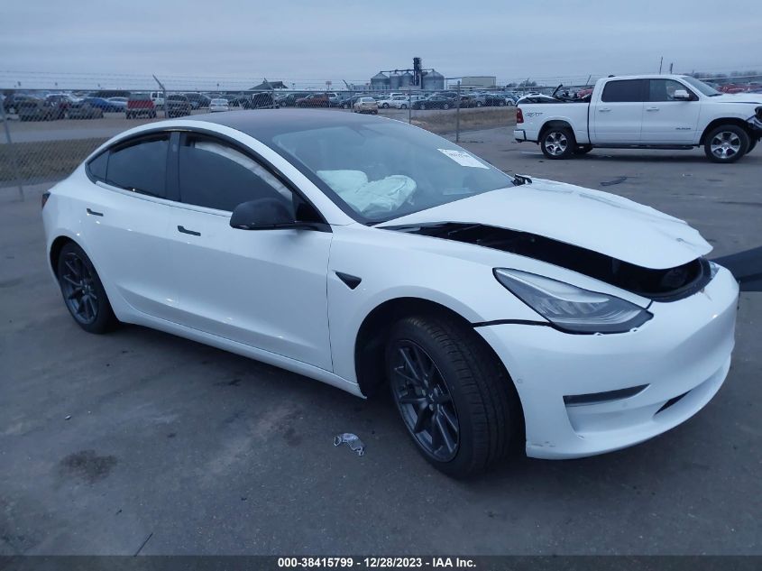 2019 Tesla Model 3 Long Range/Performance VIN: 5YJ3E1EB0KF199621 Lot: 38415799