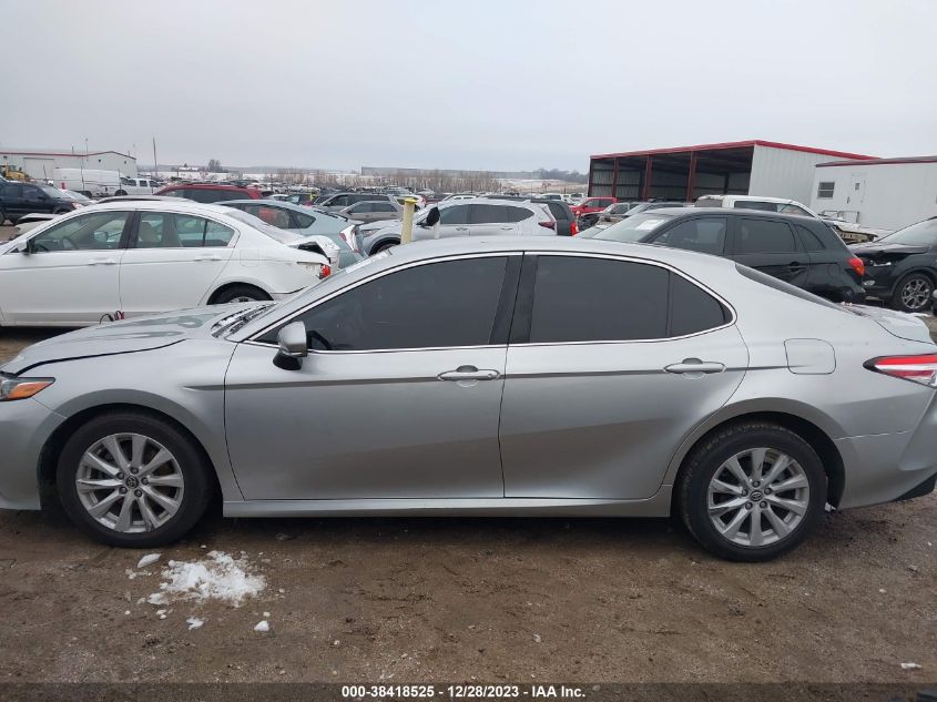 JTNB11HKXJ3014677 2018 Toyota Camry Le