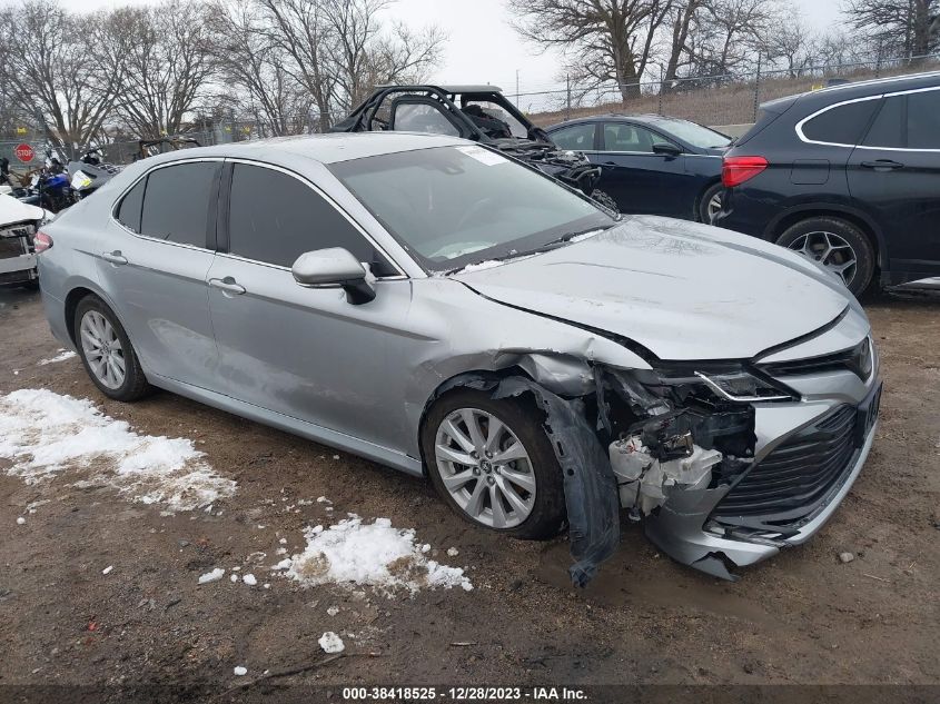 JTNB11HKXJ3014677 2018 Toyota Camry Le