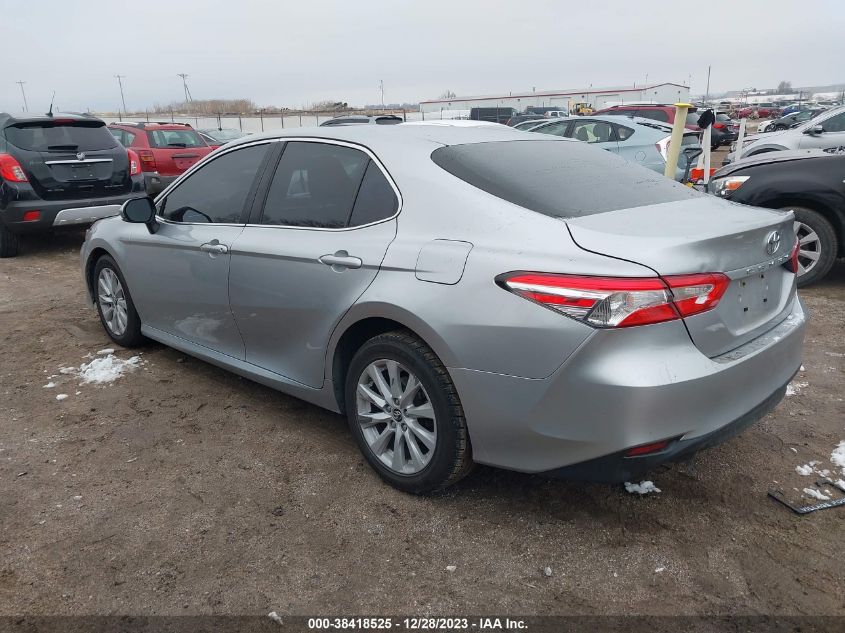 JTNB11HKXJ3014677 2018 Toyota Camry Le