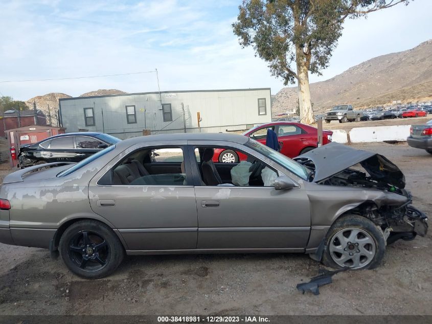 1999 Toyota Camry Le V6 VIN: JT2BF28K9X0219146 Lot: 38418981