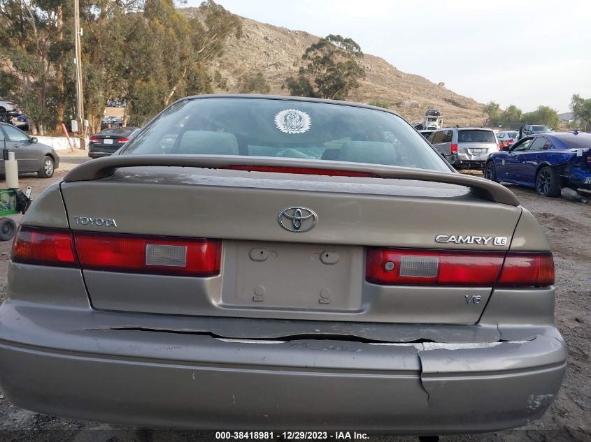 1999 Toyota Camry Le V6 VIN: JT2BF28K9X0219146 Lot: 38418981