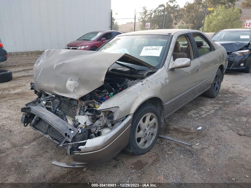 1999 Toyota Camry Le V6 VIN: JT2BF28K9X0219146 Lot: 38418981