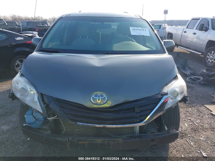 5TDKK3DC0CS180557 2012 Toyota Sienna Le V6 8 Passenger