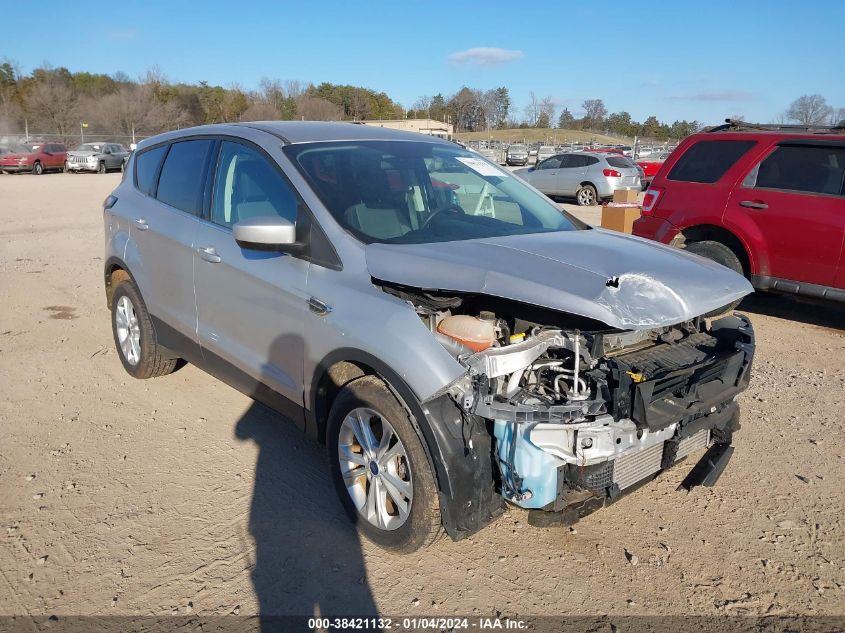 2017 Ford Escape Se VIN: 1FMCU9G9XHUB71543 Lot: 38421132