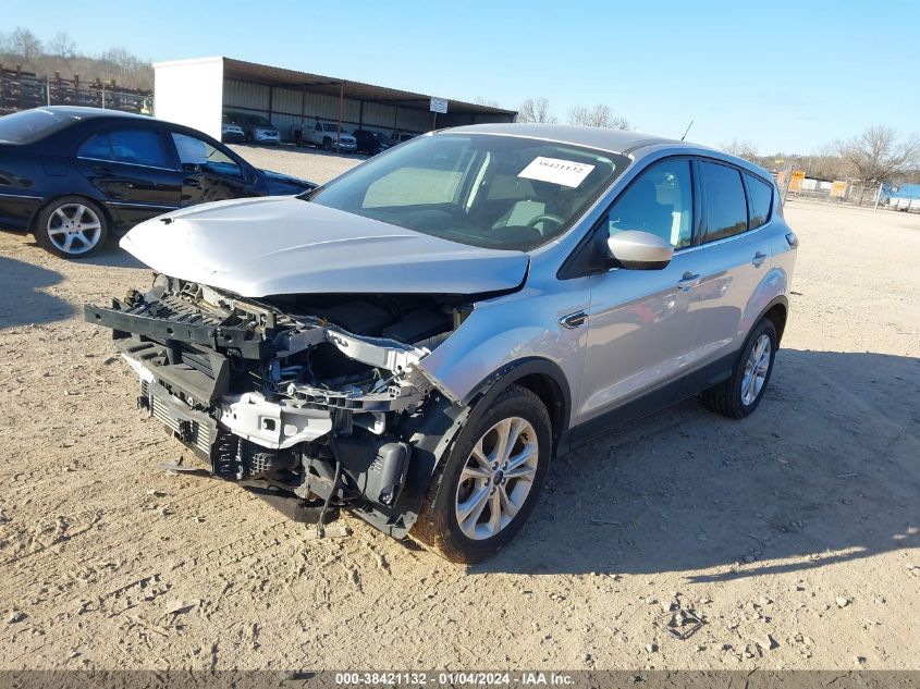 2017 Ford Escape Se VIN: 1FMCU9G9XHUB71543 Lot: 38421132