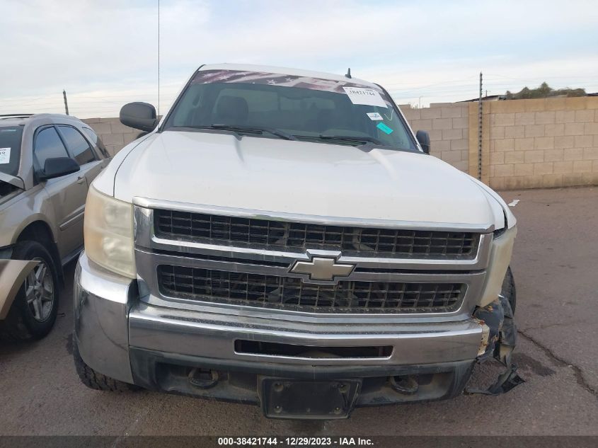 2008 Chevrolet Silverado 2500Hd Lt1 VIN: 1GCHK23K18F106147 Lot: 40301619