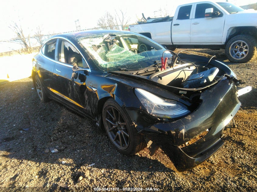 Image 1 of 2019 Tesla Model 3  salvage vehicle - Lot #38421870 at IAAI