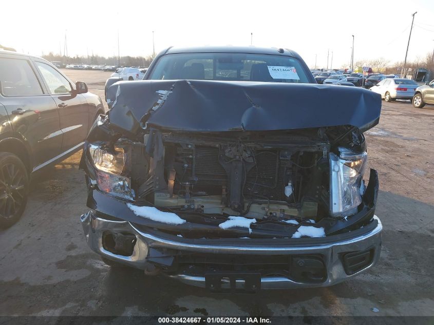 1N6AA1E56KN504034 2019 Nissan Titan Sv