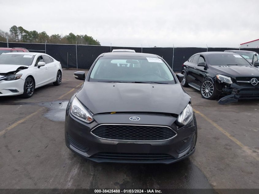 2016 Ford Focus Se VIN: 1FADP3K21GL223966 Lot: 38425488