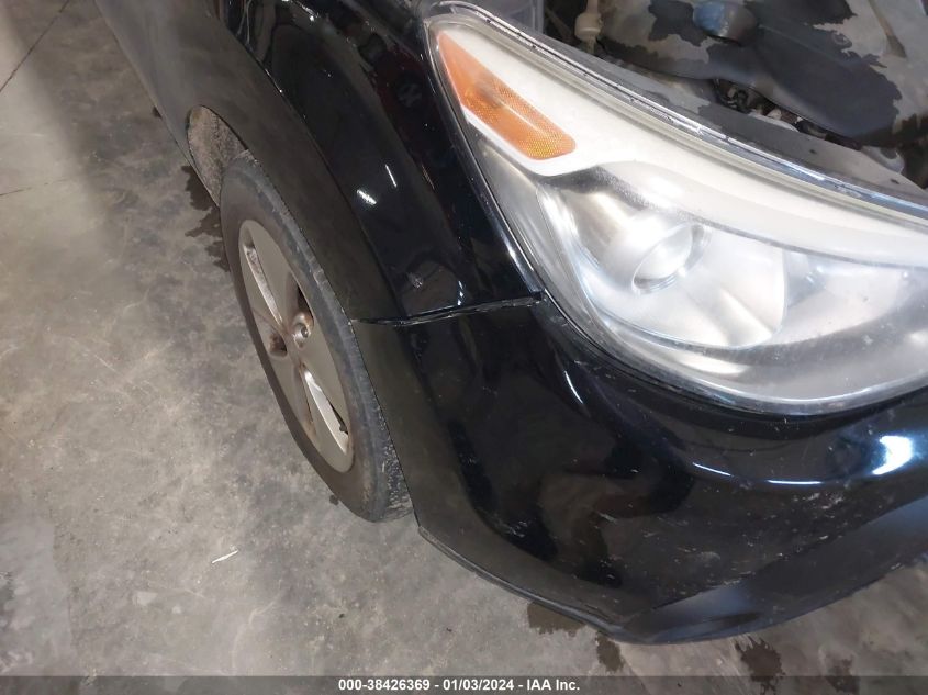 KNDJN2A24F7200008 2015 Kia Soul