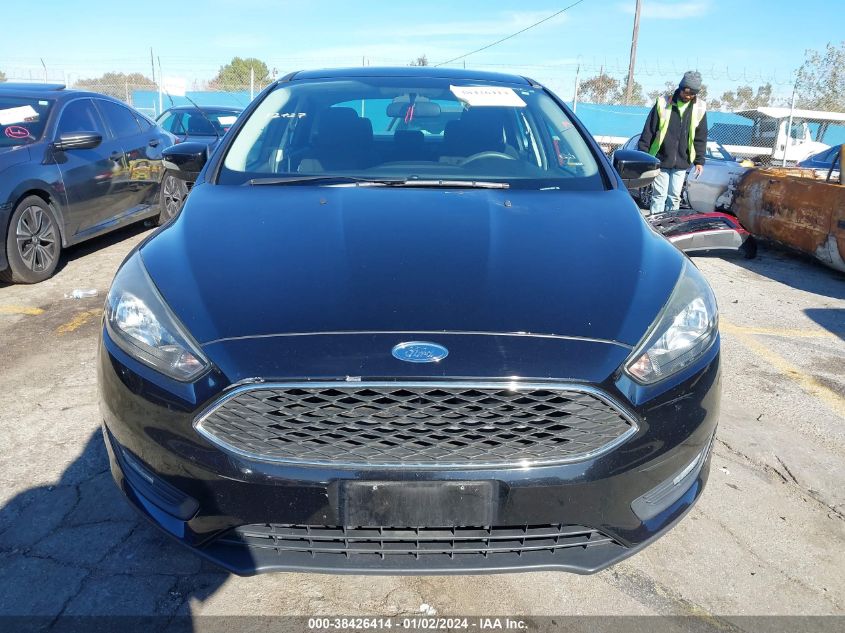 1FADP3H22HL245564 2017 Ford Focus Sel