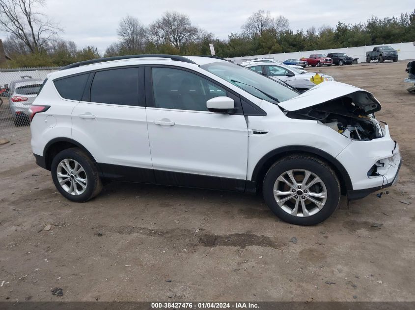 1FMCU0GD4JUB39970 2018 Ford Escape Se