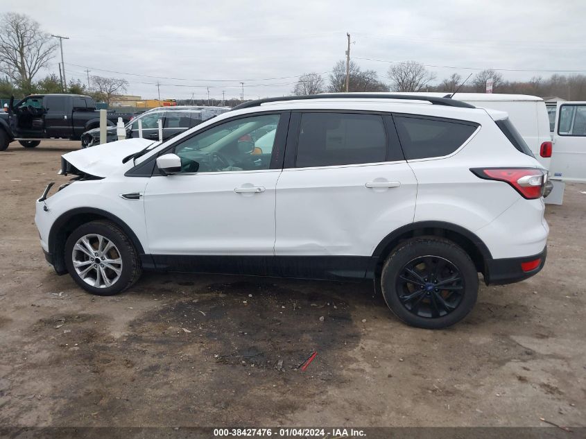 1FMCU0GD4JUB39970 2018 Ford Escape Se