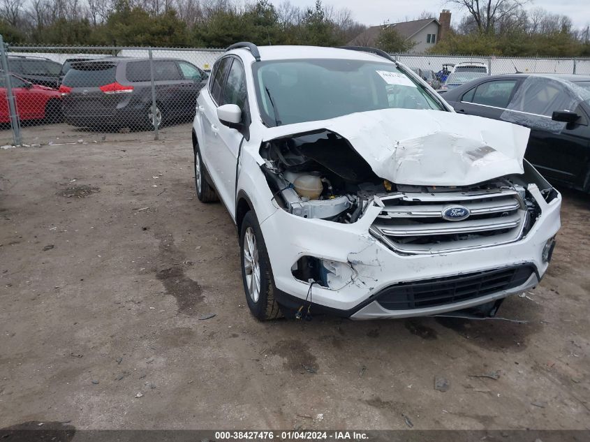 1FMCU0GD4JUB39970 2018 Ford Escape Se